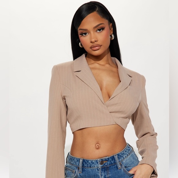Fashion Nova Jackets & Blazers - Fashionnova Cropped Blazer NWT